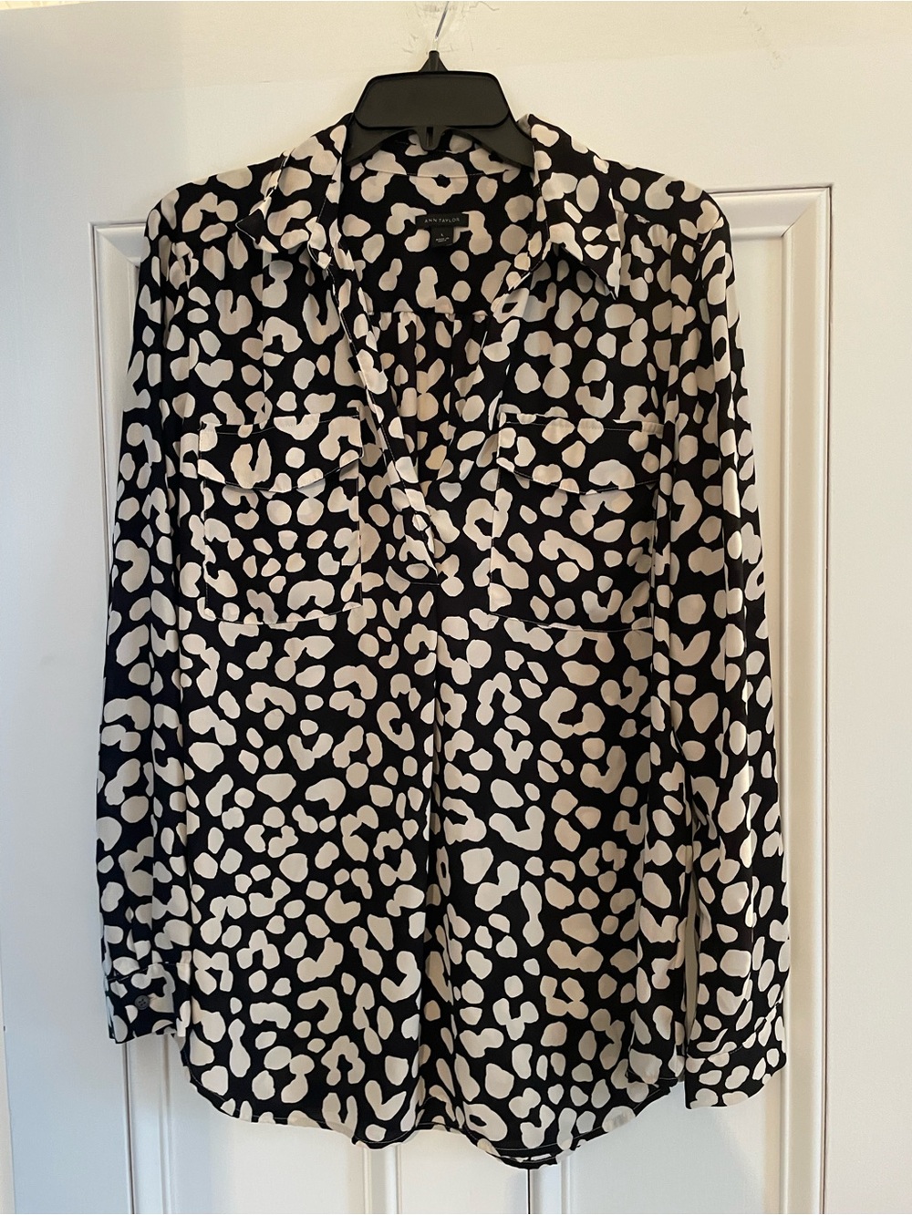 Ann Taylor Black and White Spot Print Button-Down Shirt
